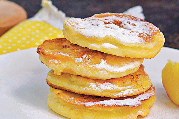 Завтрак из детства на новый лад: как приготовить ПП-оладьи без грамма муки