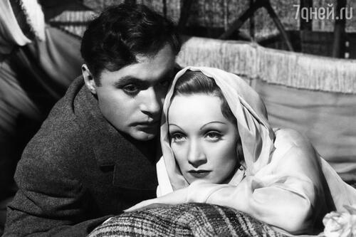 Марлен Дитрих и Шарль Буайе в фильме  «Сады Аллаха». 1936 г.