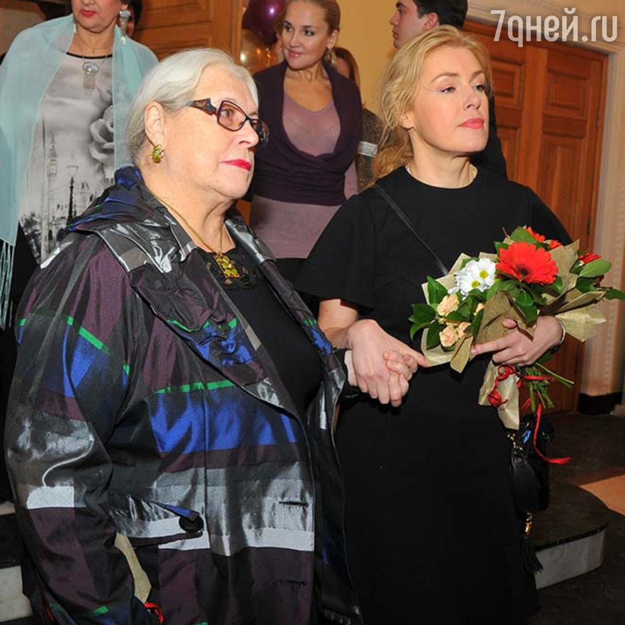 Лидия Федосеева-Шукшина и Мария Шукшина вместе фото