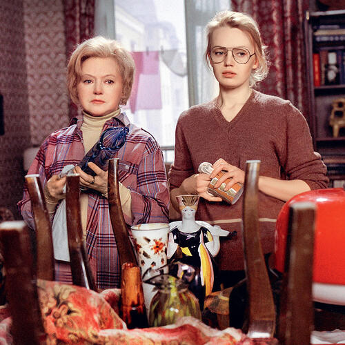 Шығыңқы әйел емізіктерін онлайн көріңіз Итальяндық әйелдермен эротикалық секс