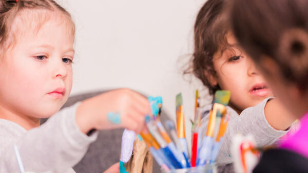 Поделки из лотков для яиц