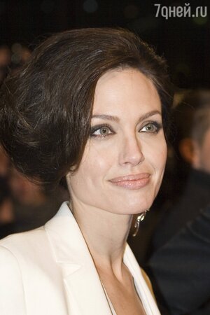 Анджелина Джоли - фото