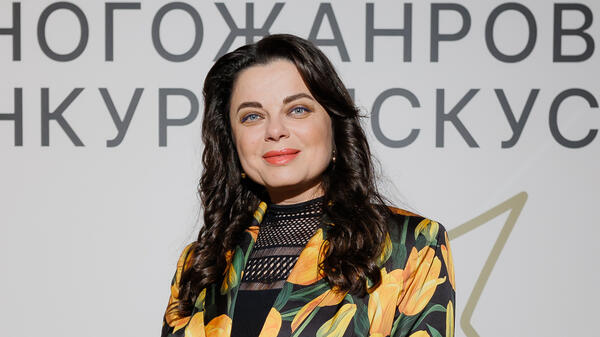 Невеста раскормила Архипа: Королева смирилась с выбором сына