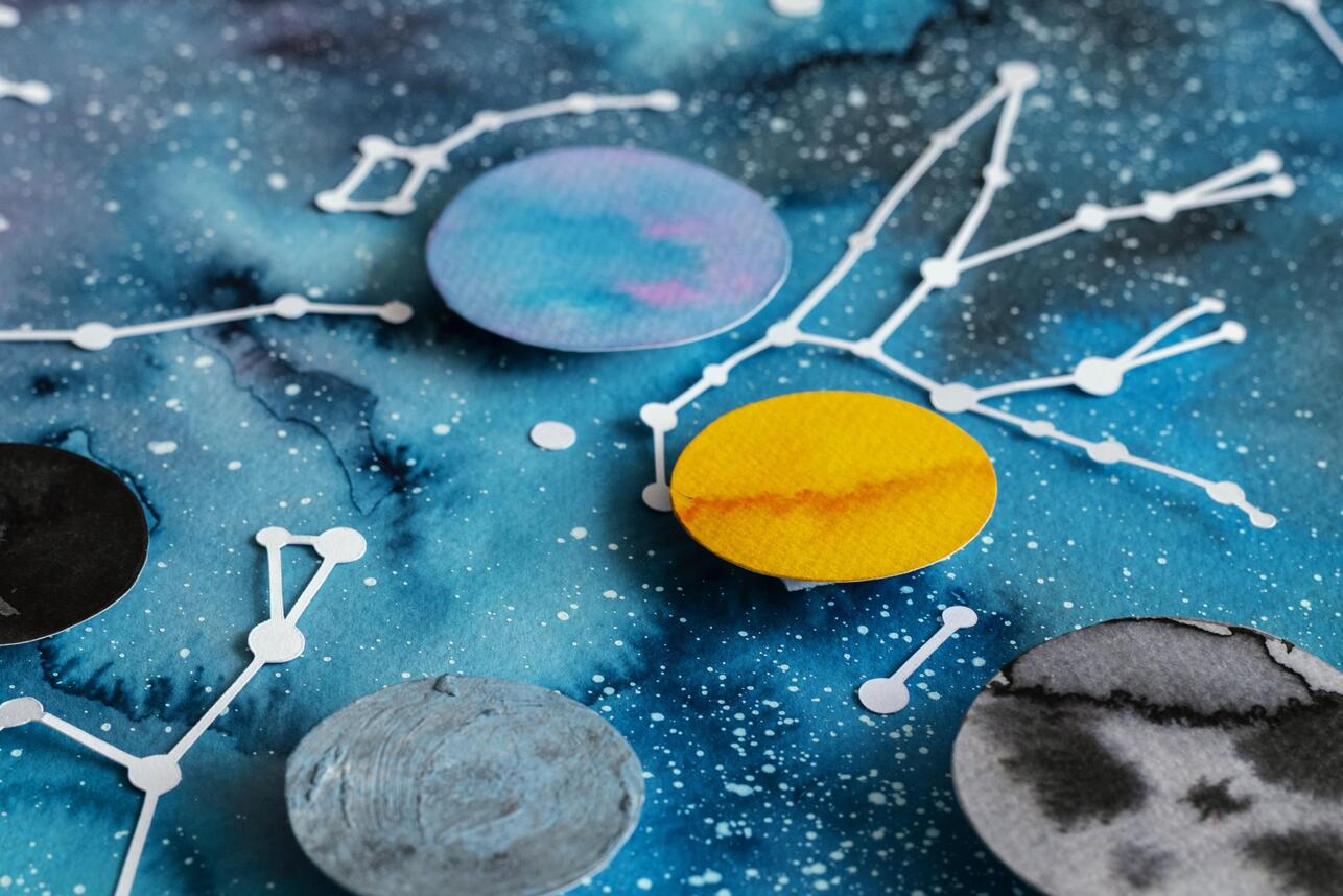 Запустить белую полосу: этим знакам нужно забеременеть в коридор затмений