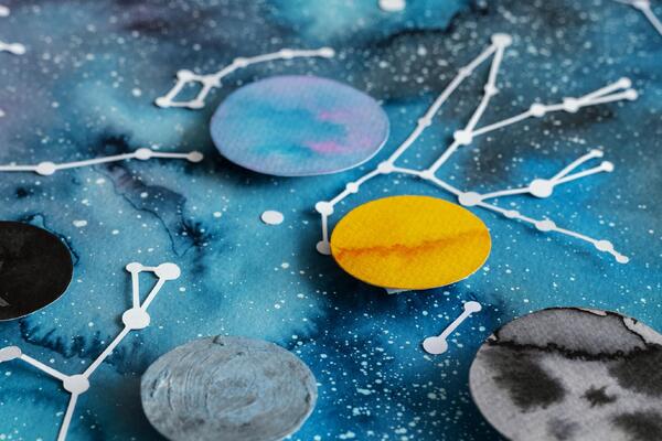 Запустить белую полосу: этим знакам нужно забеременеть в коридор затмений 