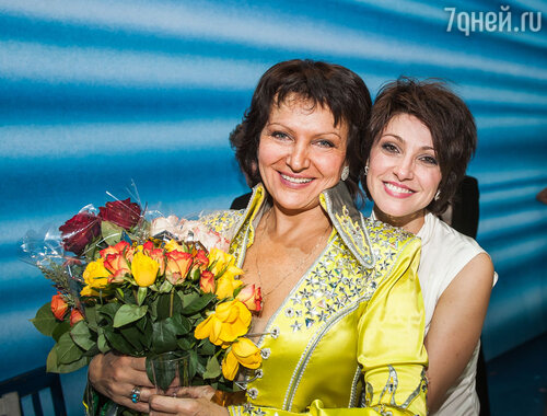 Елена Чарквиани и Анастасия Макеева