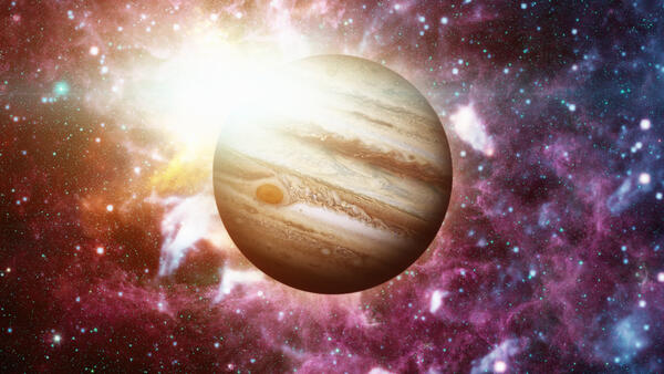 Перемены неизбежны: 5 советов, которые помогут пережить кульбит Юпитера 26 мая