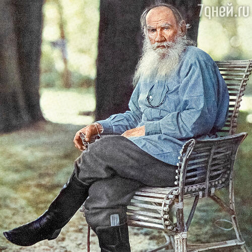 «На том вечере писатель долго беседовал с Марией Александровной, так, что на это обратила внимание сестра его жены: «Ты знаешь, Соня непременно приревновала бы тебя к Гартунг», — сказала она». Лев Николаевич Толстой, 1908 год