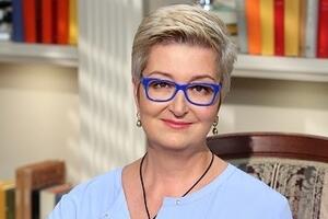 «Очаровательная девушка»: Татьяна Устинова стала выглядеть на 20 лет моложе