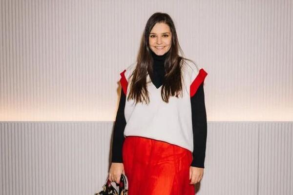 Глафира Тарханова впервые привела дочку в театр на премьеру