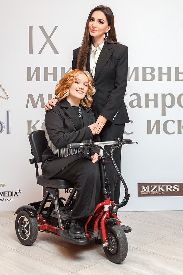 Зара и Софья  Бабич. Фото