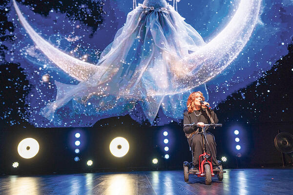 Творчество стирает любые границы