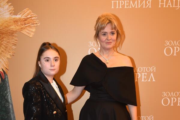 Анна Михалкова показала своих взрослых сыновей в забавной ситуации