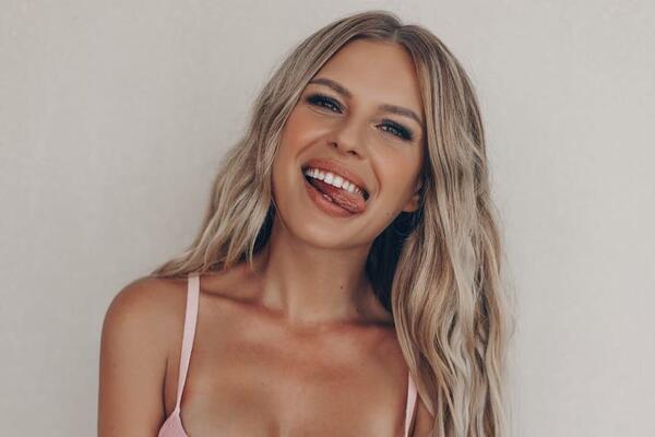 Рита Дакота переехала в шикарный дом в Подмосковье