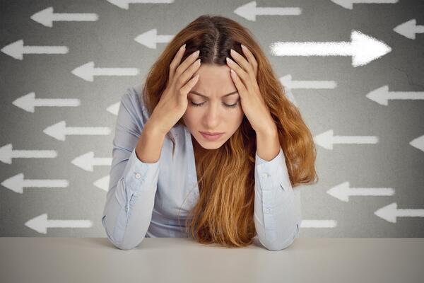 Психолог: женщины более подвержены стрессу, но легче его переживают