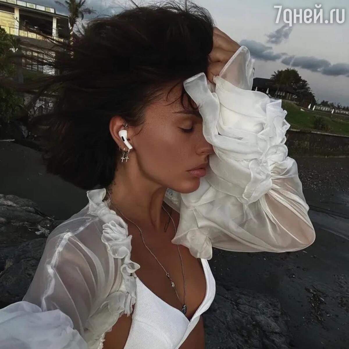 После «черной метки» от Пугачевой: куда пропала Zivert - 7Дней.ру