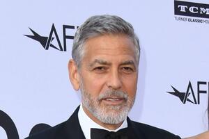Джордж Клуни придумал экстремальный способ, как преодолеть семейный кризис