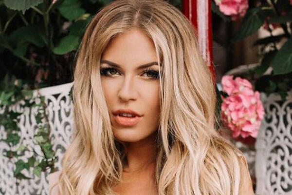 Рита Дакота призналась, что сделала пластическую операцию