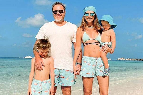 Владимир Пресняков на отдыхе поменял профессию