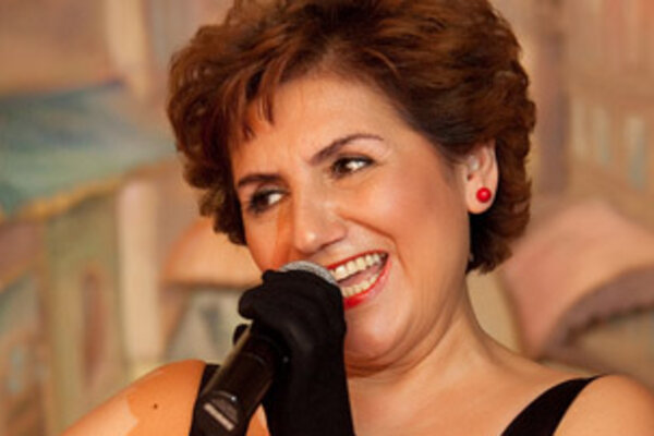 Нина Дилон споет Париж в Москве!