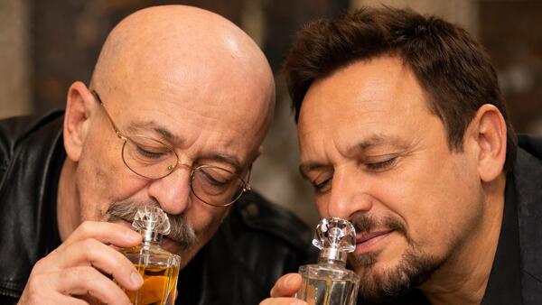 Парфюмерный код: биологическое оружие звезд в борьбе за любовь и деньги