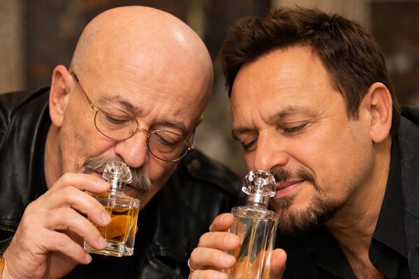 Парфюмерный код: биологическое оружие звезд в борьбе за любовь и деньги 