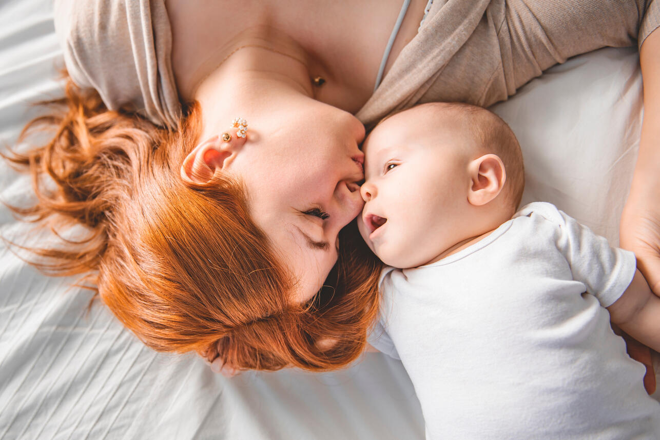 популярные имена 2025, имена для детей в России, топ имен ЗАГС 2025, редкие имена в России, как назвать ребенка, красивые имена для девочек, красивые имена для мальчиков, значение имени ребенка, тренды имен 2025, необычные имена в России