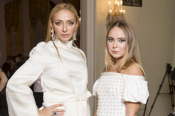 Образ дня: Татьяна Навка и ее дочь Александра Жулина в Edem Couture