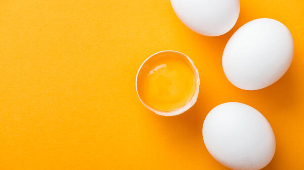 Варим идеальное яйцо-пашот — 3 способа сделать это в два счета