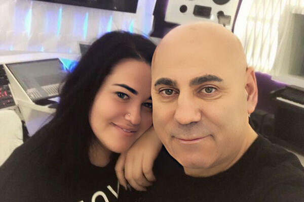 «Сейчас все сложно»: беременная дочь Пригожина показала редкое фото с мужем