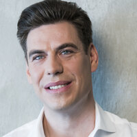 Накопил долги и потерял работу: СМИ раскрыли подробности увольнения Дюжева