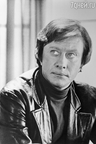 Андрей Миронов