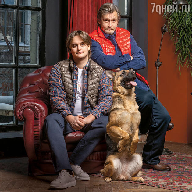Александр Домогаров с сыном