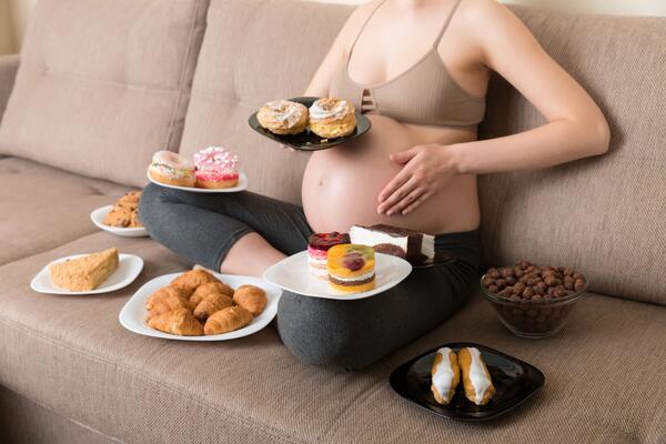 Как справиться с аппетитом во время беременности