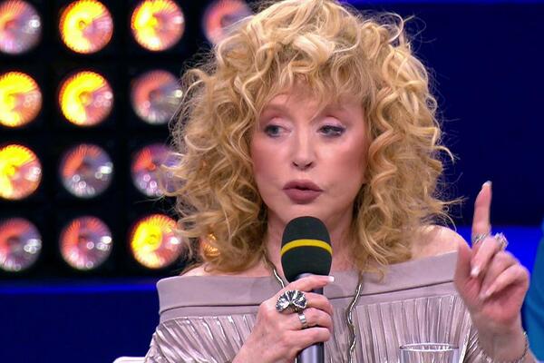 Замок всё-таки продают: где на самом деле жила Пугачева во время короткого визита