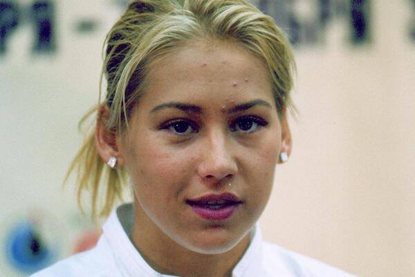 Недавно родившая Курникова показала всех детей Иглесиаса — проявилась испанская кровь