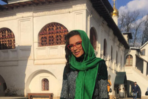 Звезды поздравляют со светлым праздником Пасхи