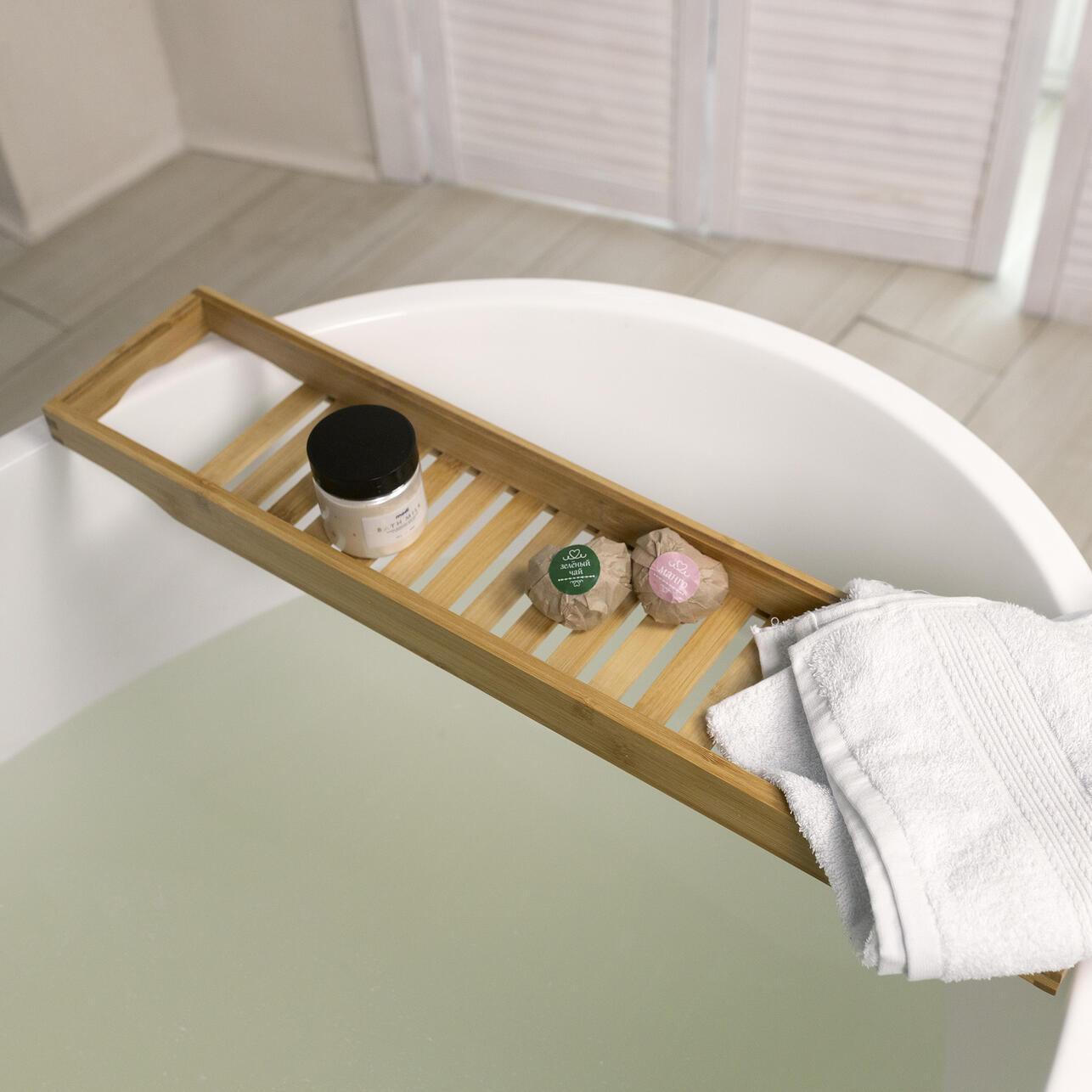 домашнее спа, спа дома, как создать спа дома, инфракрасная сауна для квартиры, массажер для шеи, домашний гидромассажная ванночка для ног, ароматический диффузор для дома, банный халат купить, набор для хаммама, соль-скраб для тела, ароматическая свеча соевая,  бамбуковый столик для ванны, товары для расслабления дома, спа процедуры дома