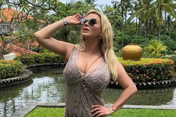 Образ дня: Анна Семенович в Triqwetra