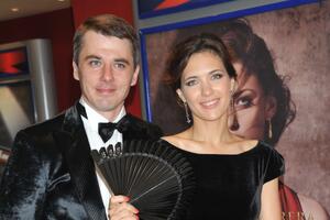 Климова поделилась селфи с молодым красавцем — вот оно, счастье