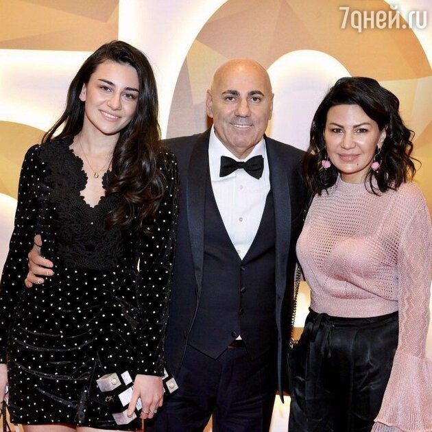 Иосиф Пригожин с бывшей женой Лейлой Фаттаховой и их дочерью Елизаветой - фото
