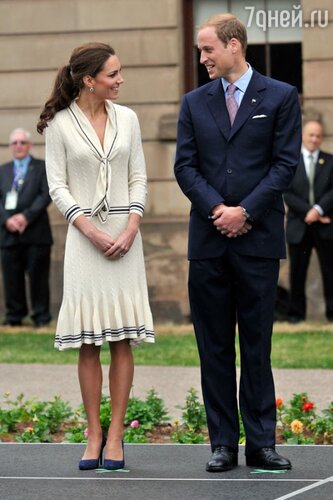 Принц Уильям и Кейт Миддлтон в наряде от Alexander McQueen
