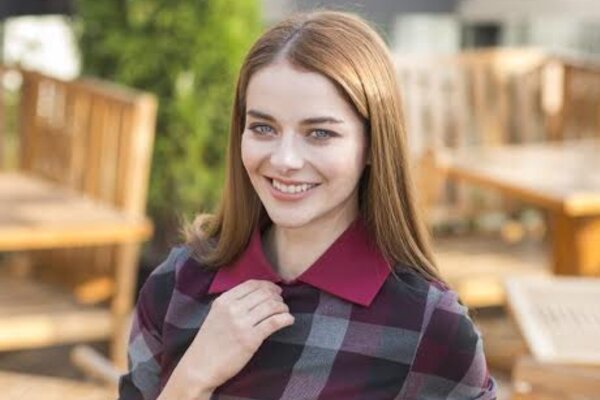 Марина Александрова показала фото без макияжа