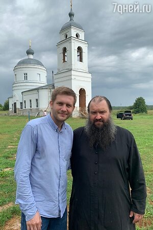Борис Корчевников попросил денег для церкви