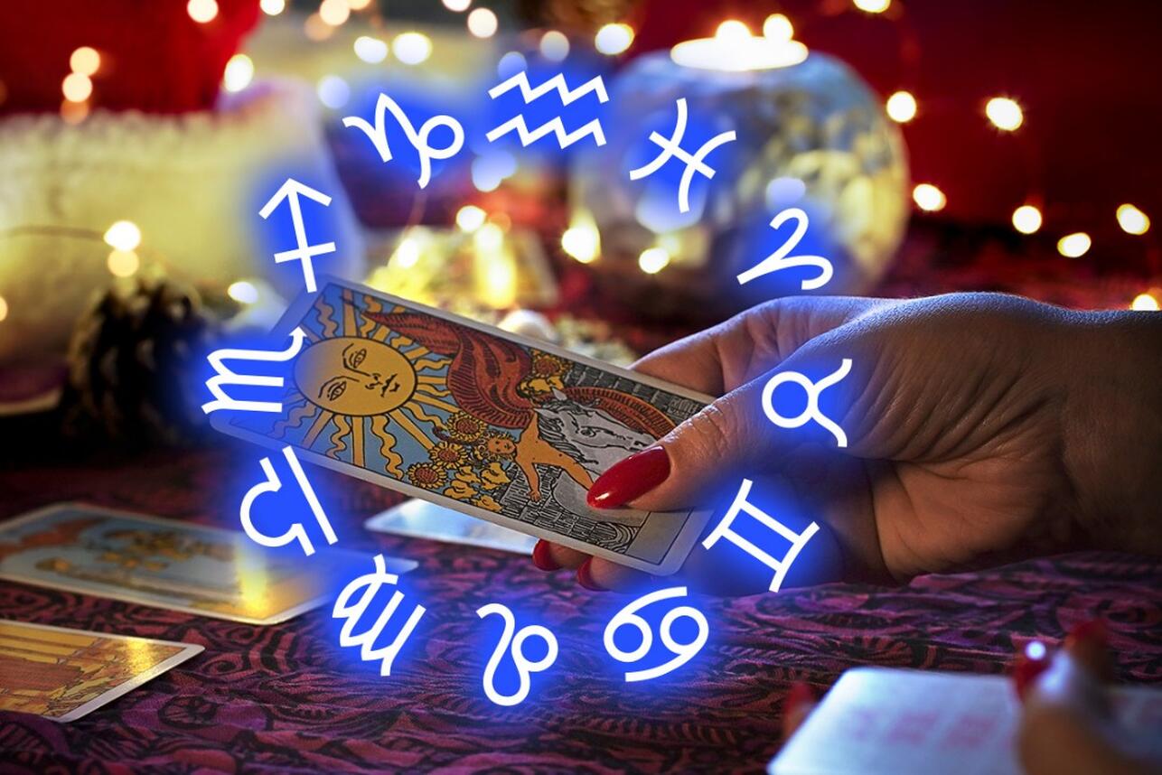 Таро-гороскоп на январь 2026 года для всех знаков зодиака. фото