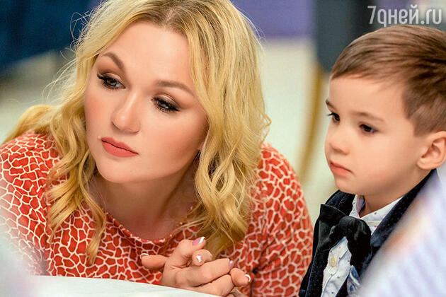 Надежда Ангарская с сыном Надежда Ангарская с сыном