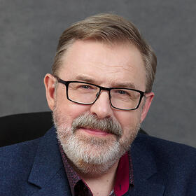 Михаил Лебедев