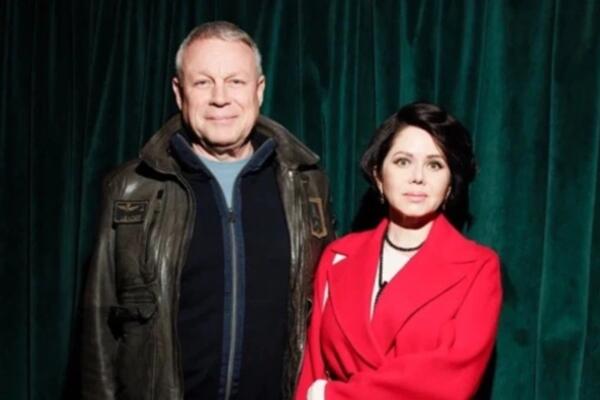 Жигунов дал редкий комментарий о семейной жизни с копией Заворотнюк