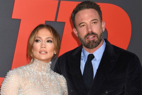 Как неловко! Дженнифер Лопес и Бен Аффлек демонстративно проигнорировали друг друга на мероприятии  