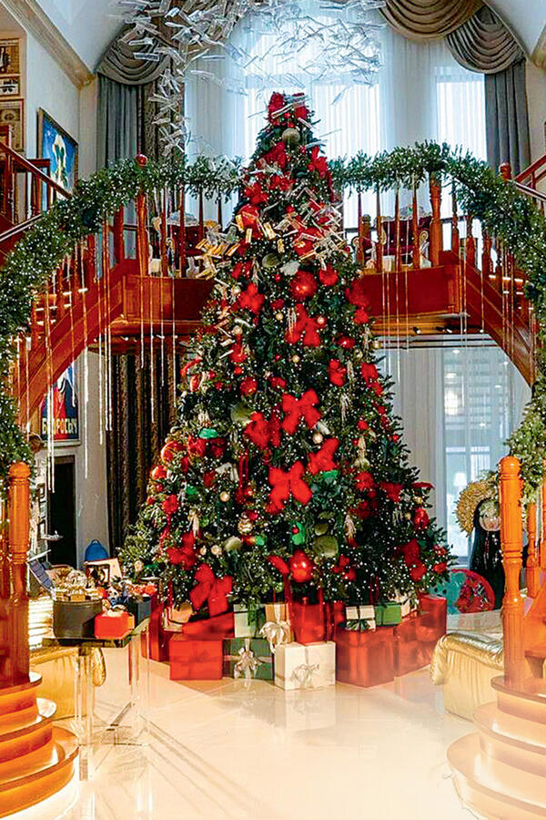 Елка Филиппа Киркорова